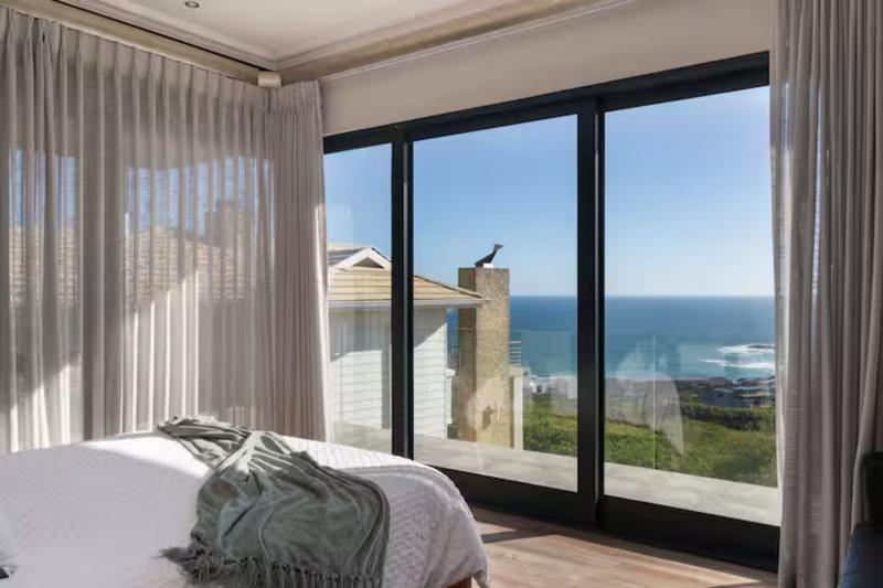 To Let 4 Bedroom Property for Rent in Pinnacle Point Golf Estate Western Cape
